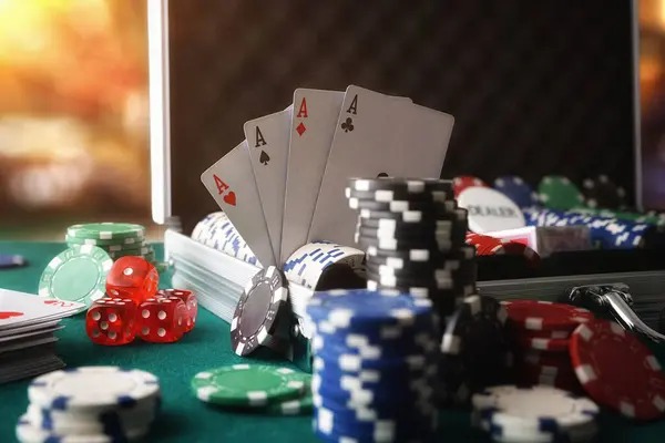 mantra303 desktop dashboard showing live football and casino sections